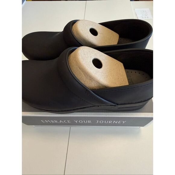 NEW Dansko Men’s Professional Clog in Oiled Black Leather NIB Comfort, Casual main image 9